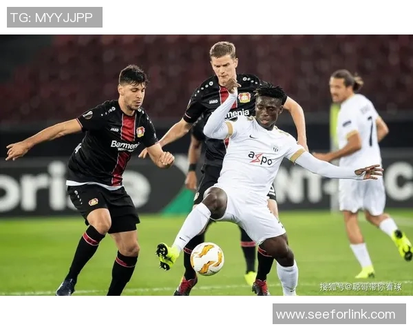 柏林联队客场不败，德甲排名保持稳定：顽强意志造就传奇